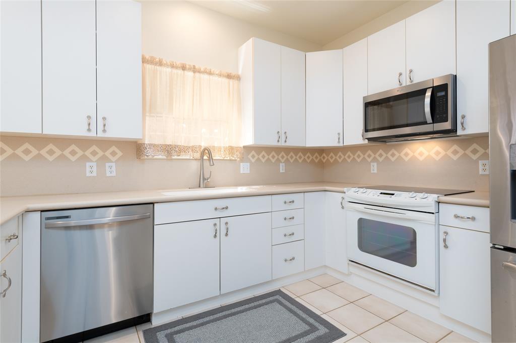 21 Wynrush Circle Property Photo 16