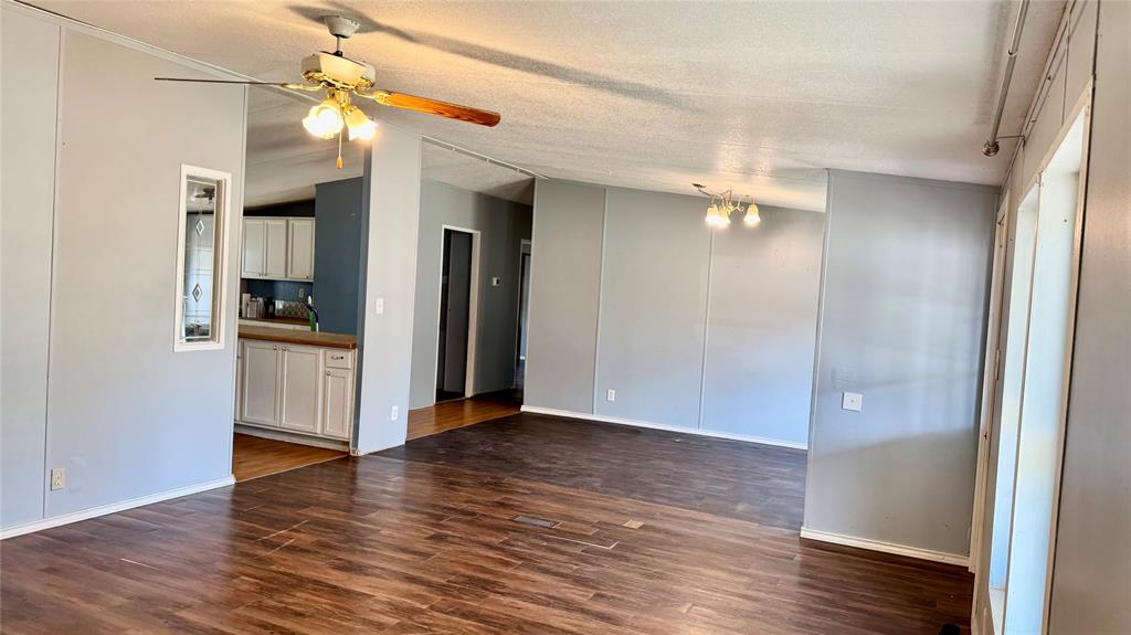 3212 Joann Court Property Photo 6