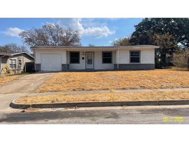 4305 Carmel Avenue Property Photo 1