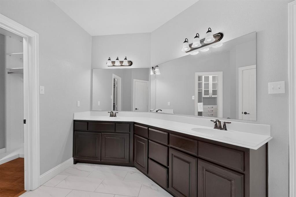 14019 Alden Lane Property Photo 17
