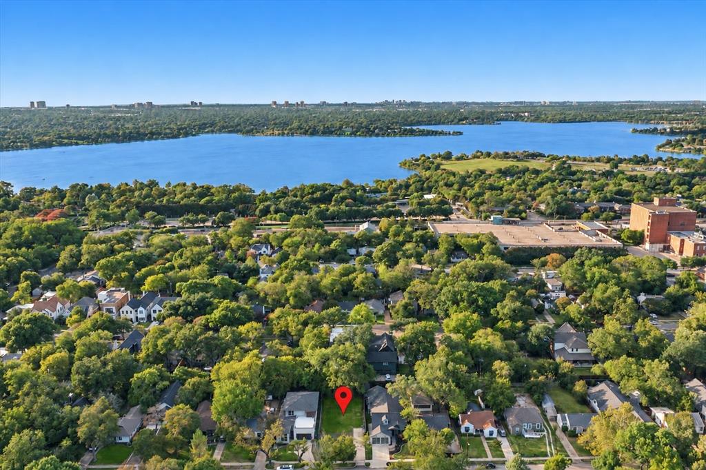 8651 Forest Hills Boulevard Property Photo 1
