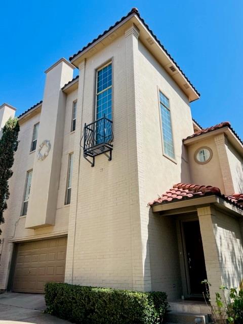 4504 Bowser Avenue A Property Photo 1