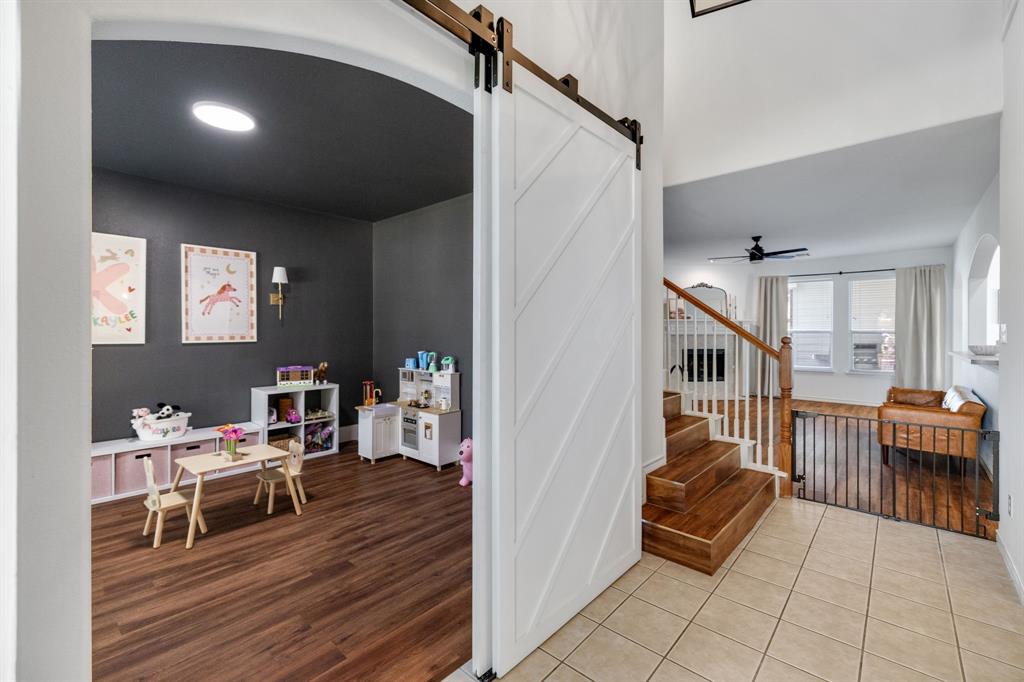 1625 Warm Springs Drive Property Photo 4