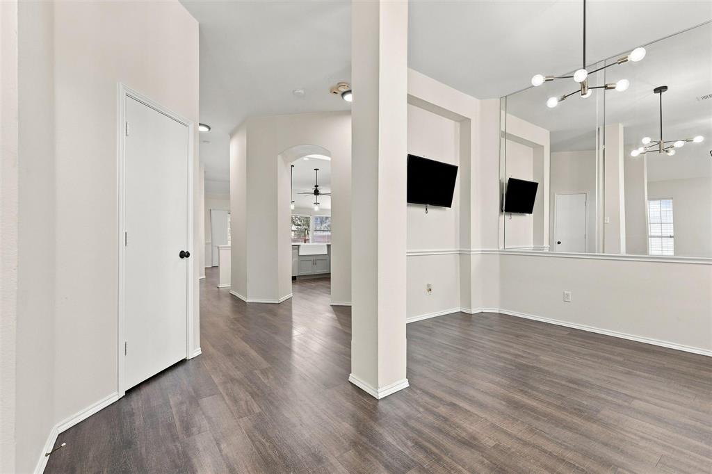 5204 China Berry Drive Property Photo 10