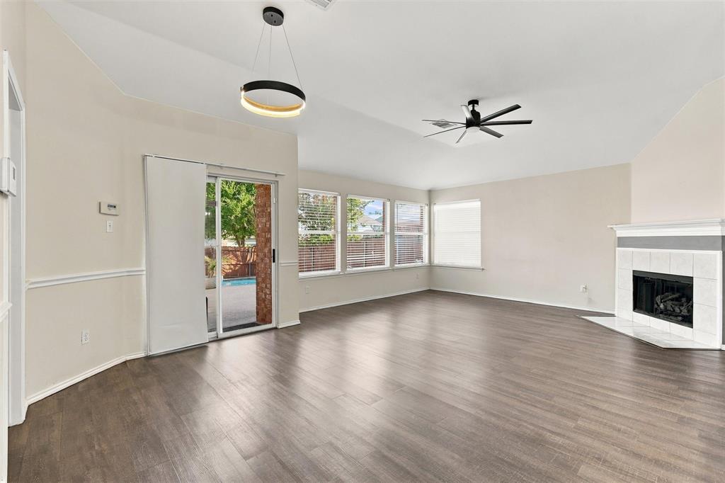 5204 China Berry Drive Property Photo 14