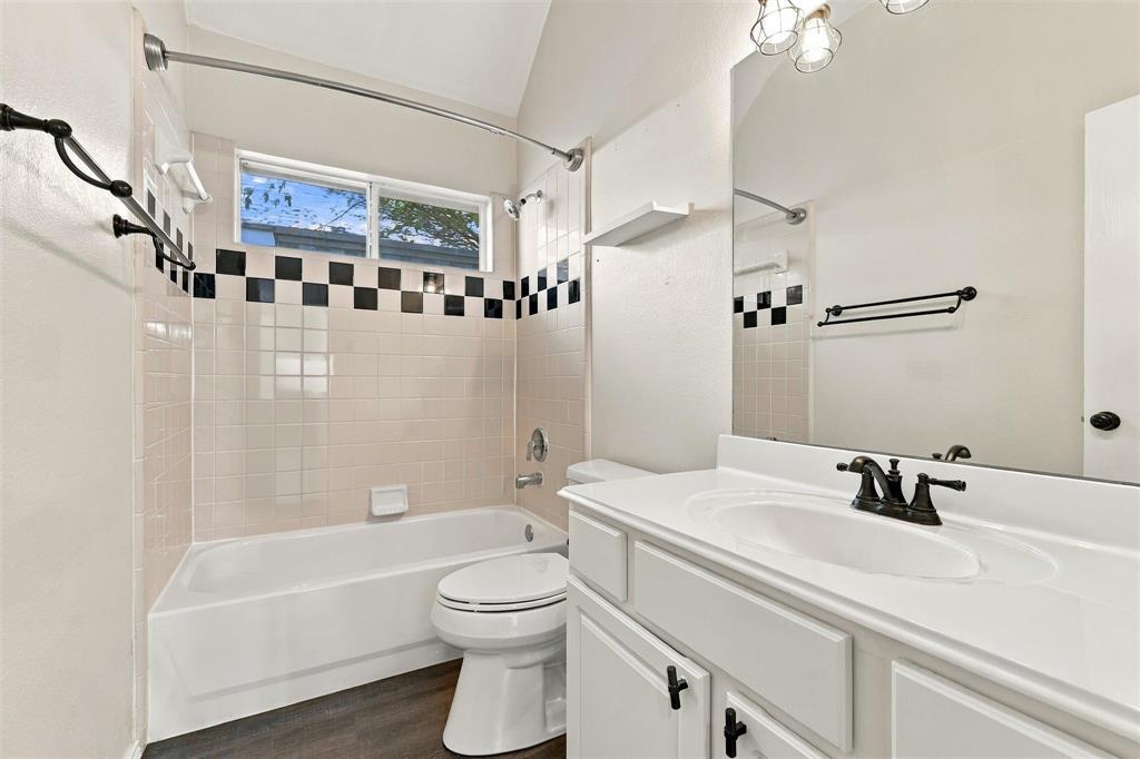 5204 China Berry Drive Property Photo 34