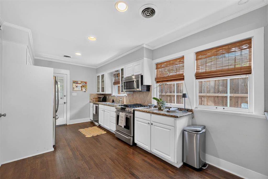 5630 Vanderbilt Avenue Property Photo 14