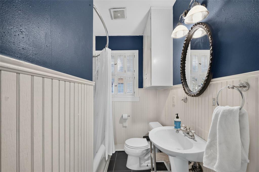 5630 Vanderbilt Avenue Property Photo 23
