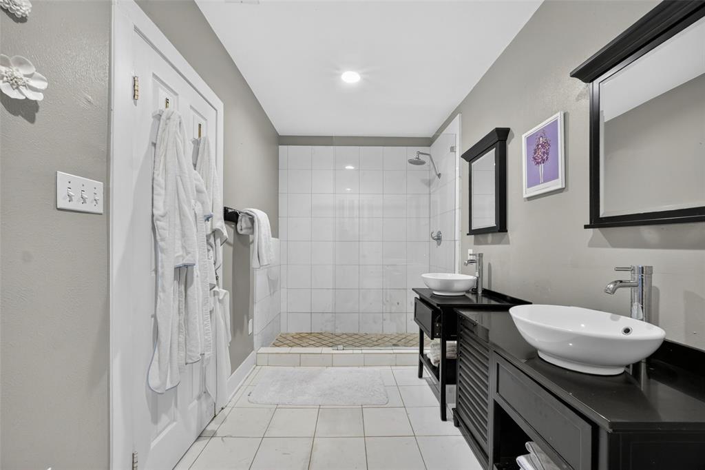 5630 Vanderbilt Avenue Property Photo 28