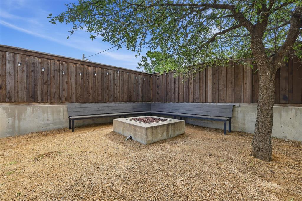 4620 Munger Avenue 105 Property Photo 36