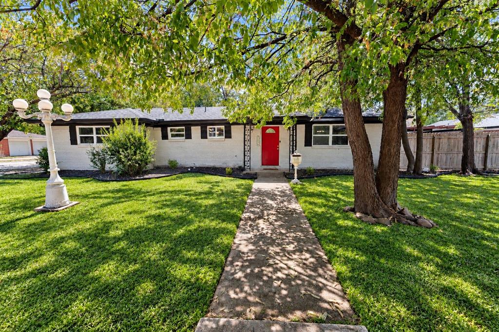 4928 Ira Street Property Photo 1