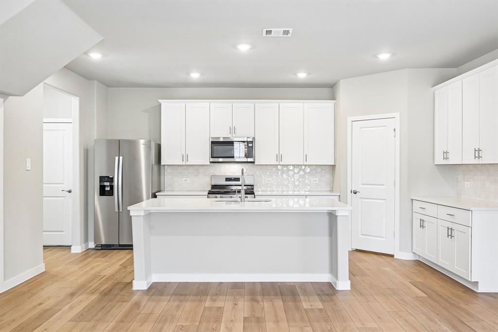 2712 Teton Street Property Photo 1