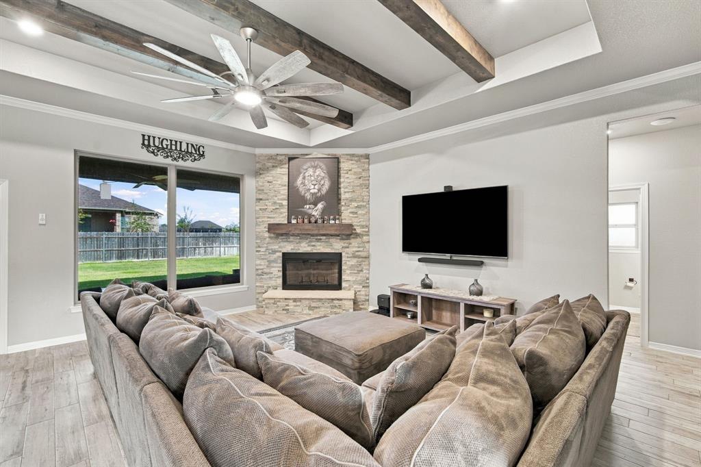 400 Juniper Drive Property Photo 6