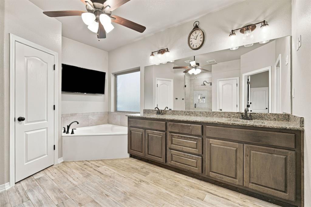 400 Juniper Drive Property Photo 14