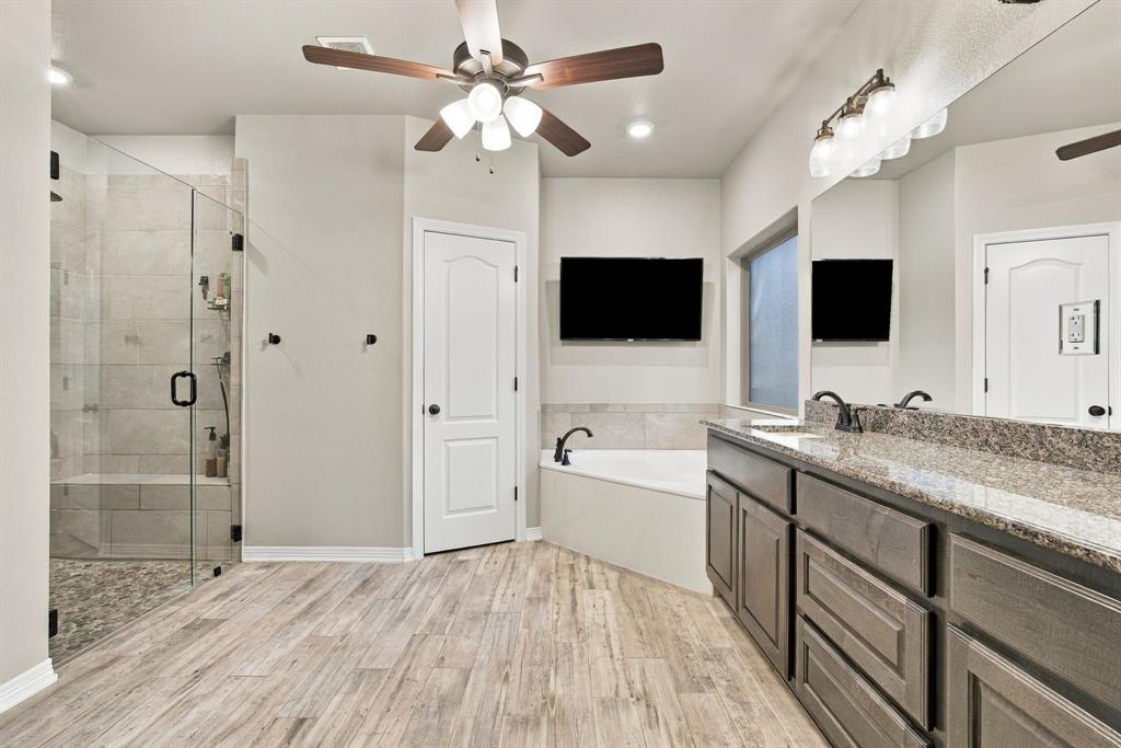 400 Juniper Drive Property Photo 15