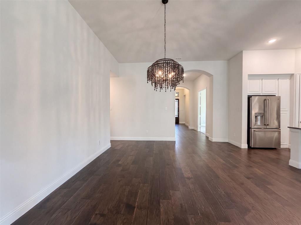 16204 Cullen Park Way Property Photo 8