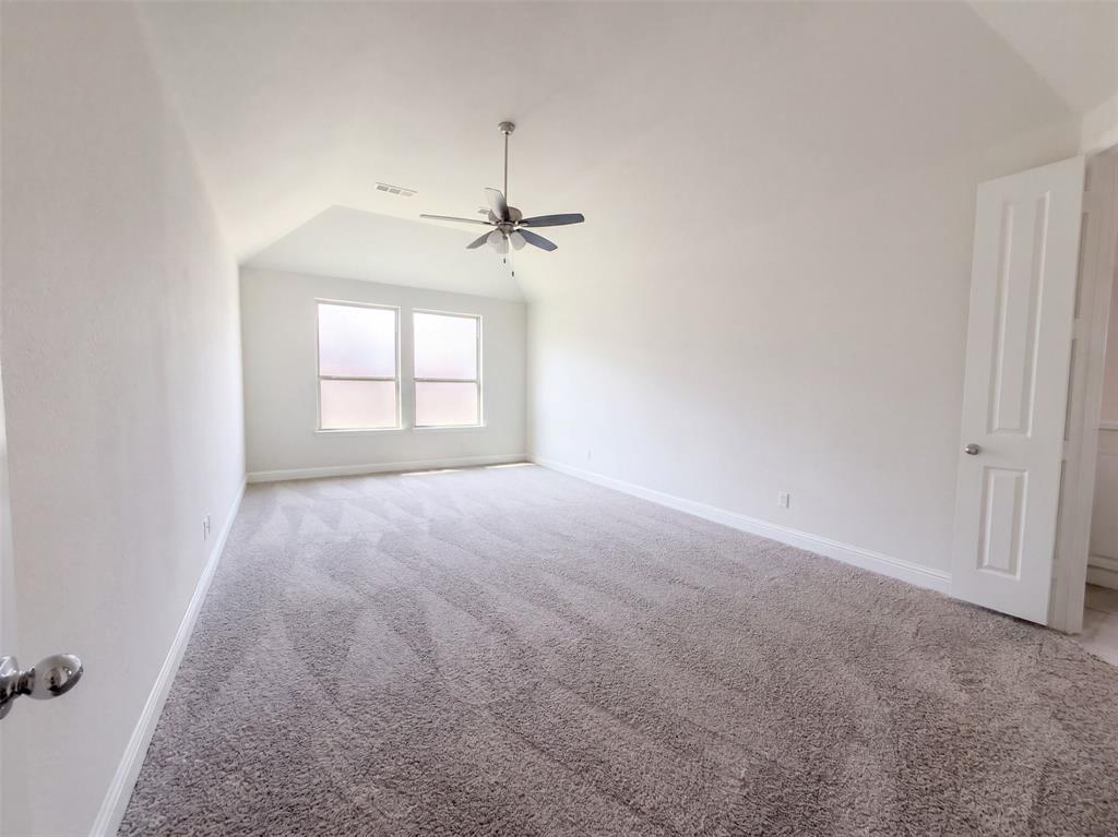 16204 Cullen Park Way Property Photo 13