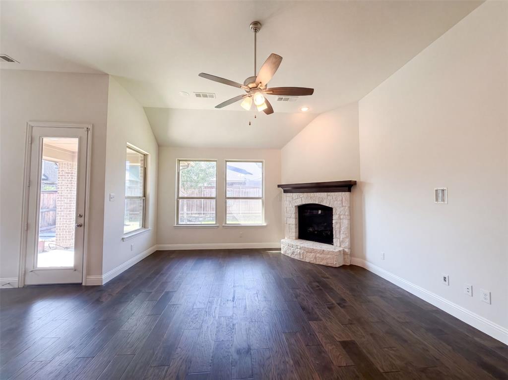 16204 Cullen Park Way Property Photo 24