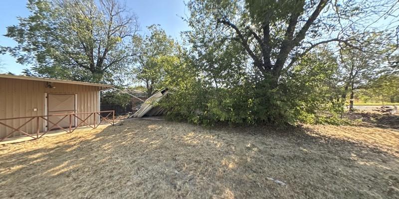 310 Combs Street Property Photo 5