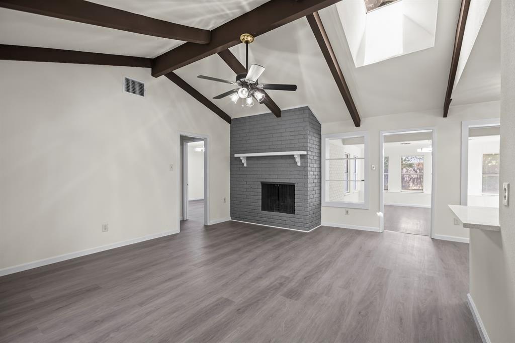 1009 Springdale Road Property Photo 4