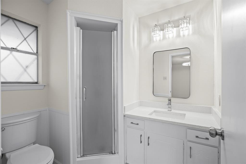 1009 Springdale Road Property Photo 13