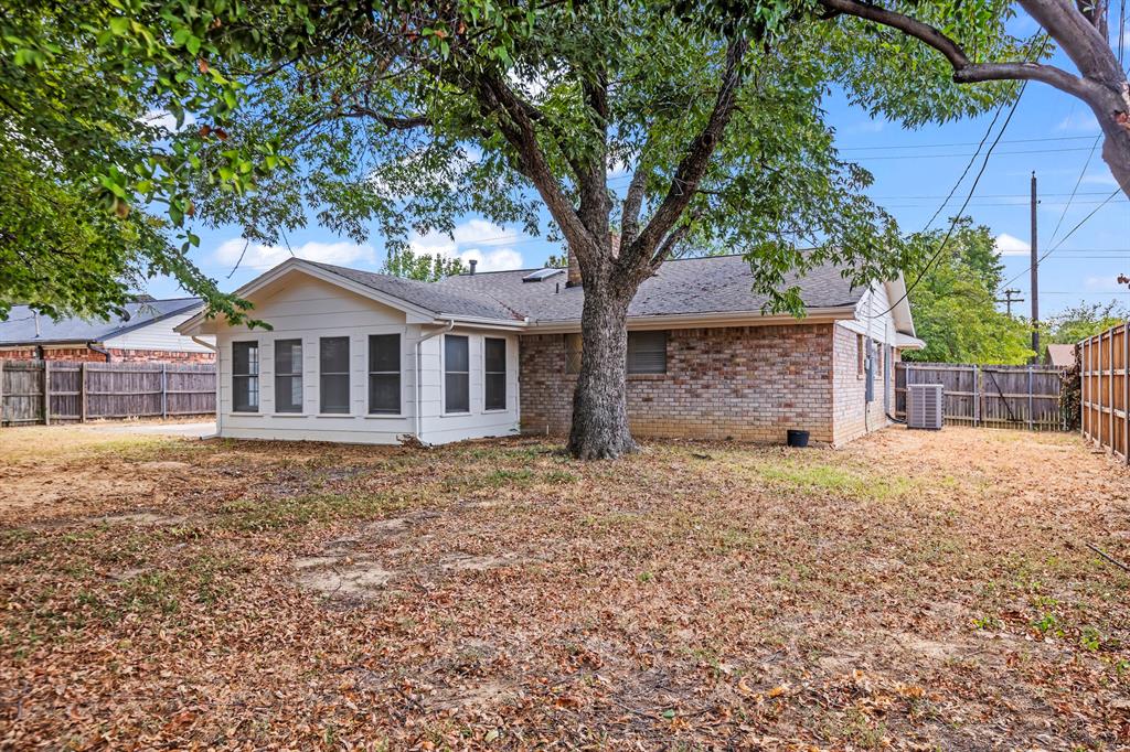 1009 Springdale Road Property Photo 21