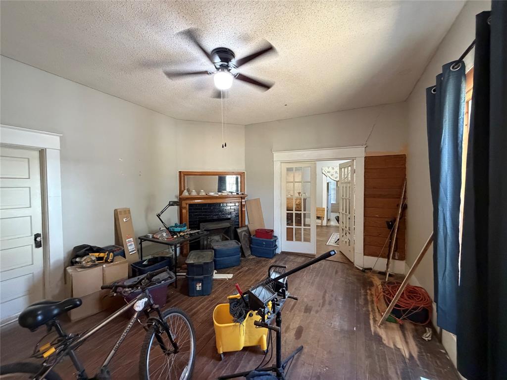 401 N Stratton Street Property Photo 4