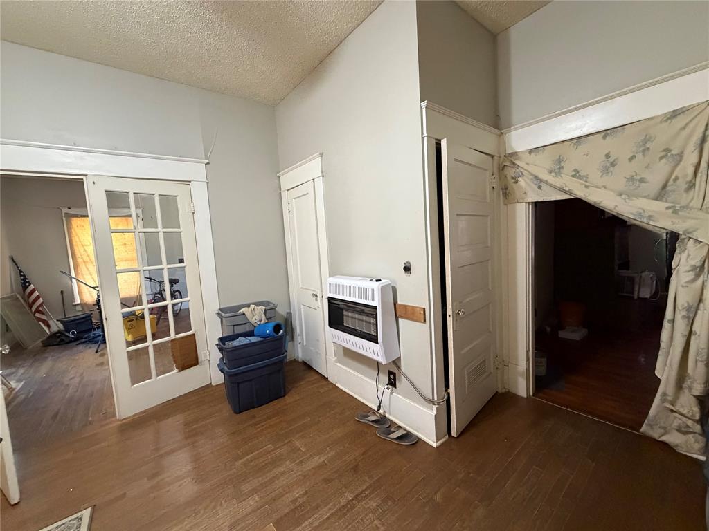 401 N Stratton Street Property Photo 6