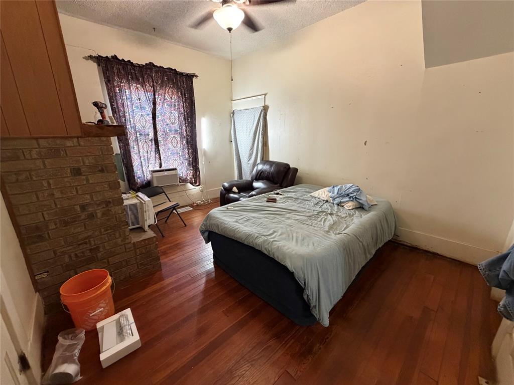 401 N Stratton Street Property Photo 8