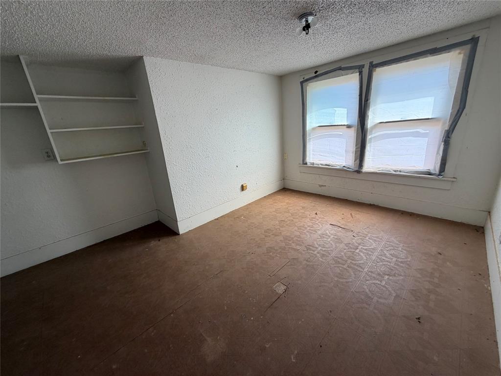 401 N Stratton Street Property Photo 20