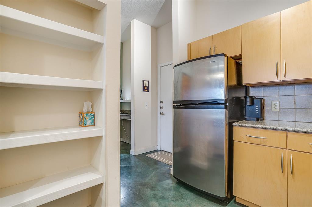 201 W Lancaster Avenue 208 Property Photo 6