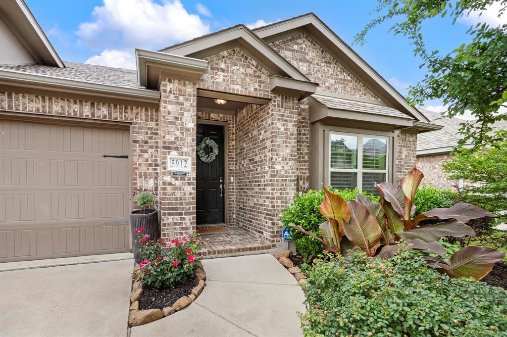 5912 Aster Drive Property Photo 6