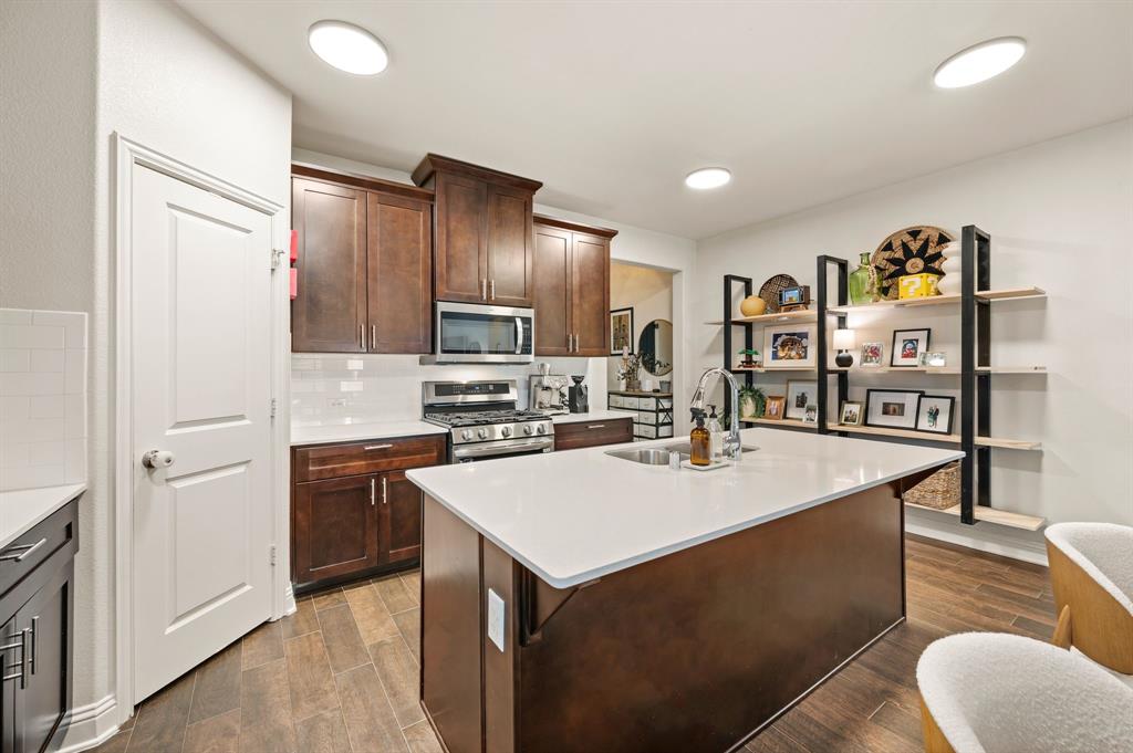 5912 Aster Drive Property Photo 18
