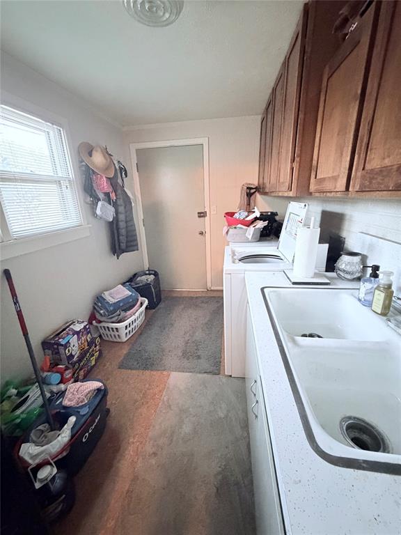 310 N Donald Street Property Photo 28