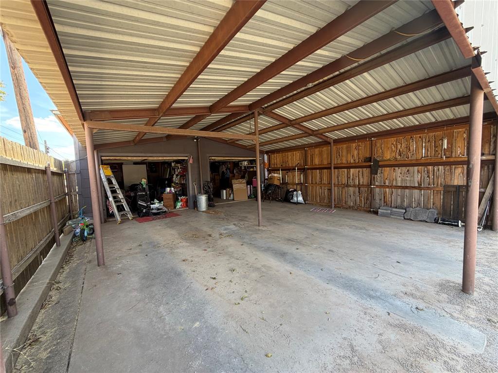 310 N Donald Street Property Photo 30