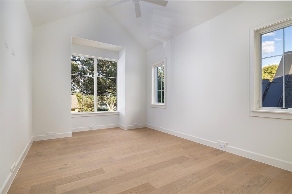 6930 Pemberton Drive Property Photo 30