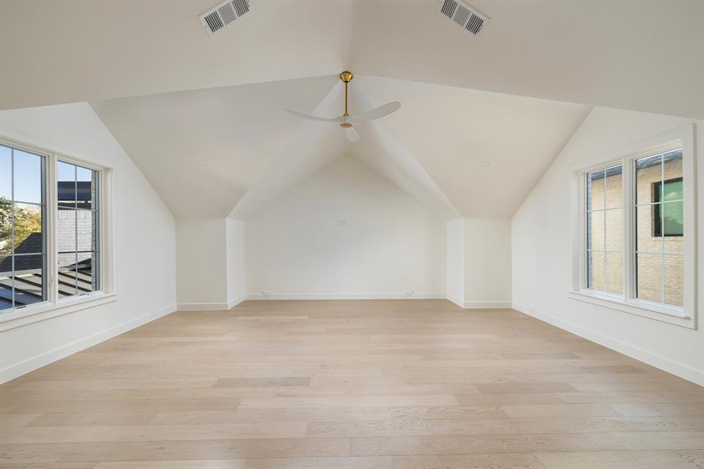 6930 Pemberton Drive Property Photo 36