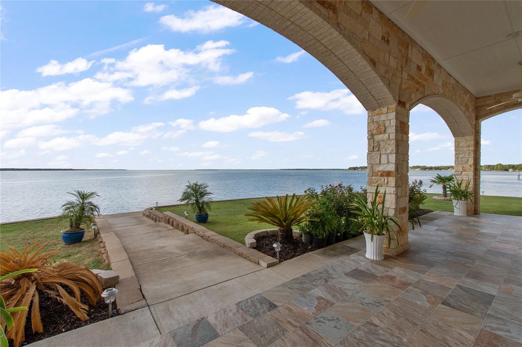 241 Loon Bay Drive Property Photo 1