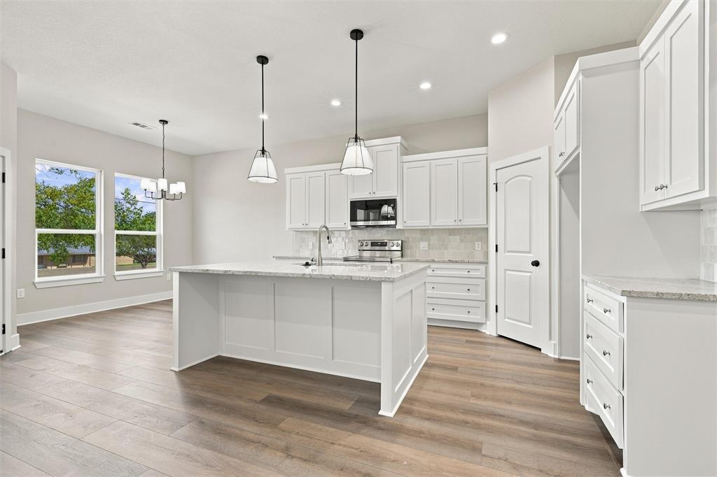 96 N Seventh Property Photo 8