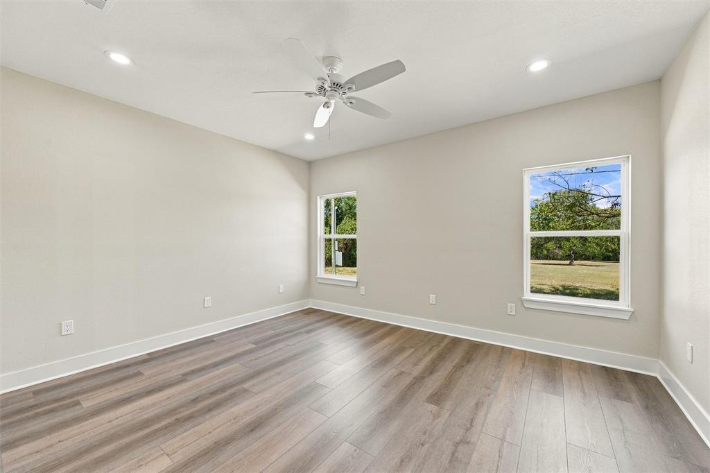 96 N Seventh Property Photo 17
