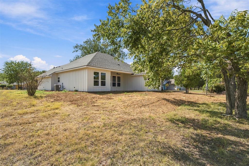 96 N Seventh Property Photo 32