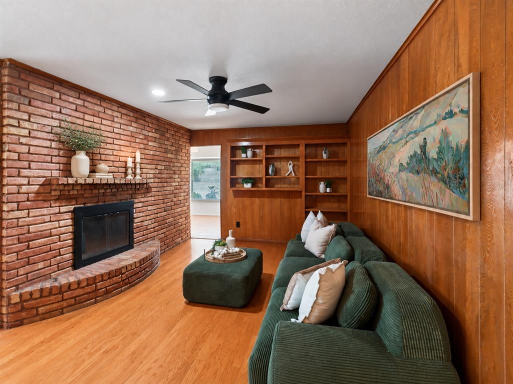 520 Circleview Drive Property Photo 16