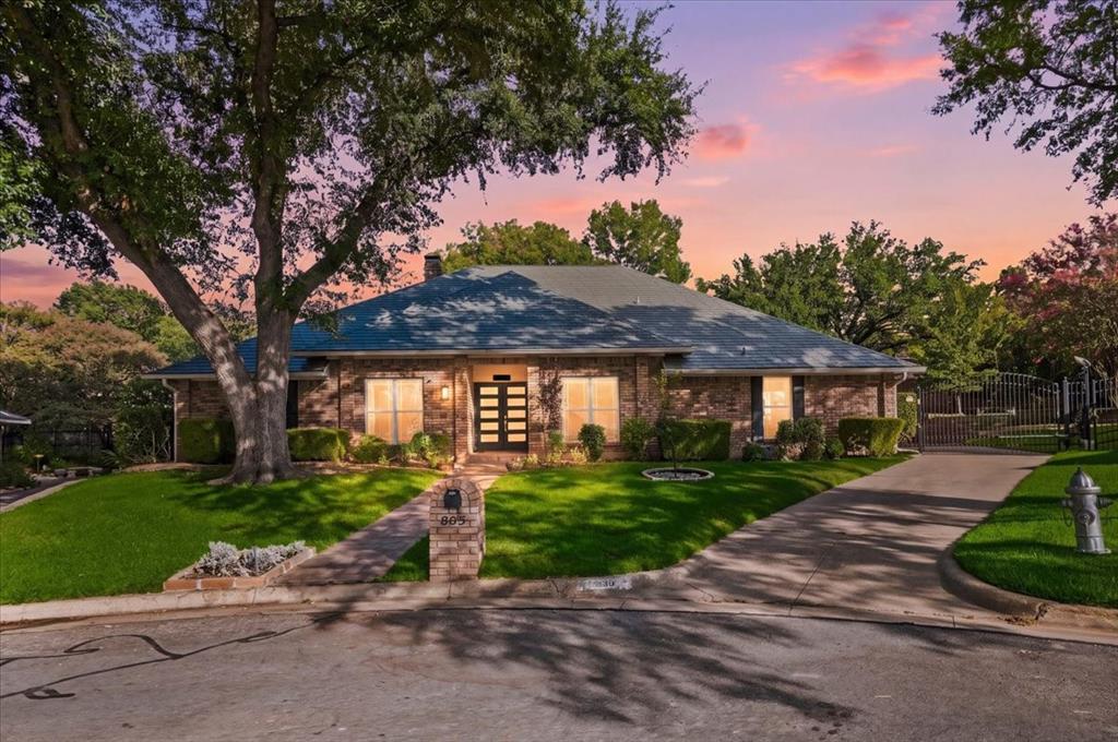 805 Shadycreek Court Property Photo 1
