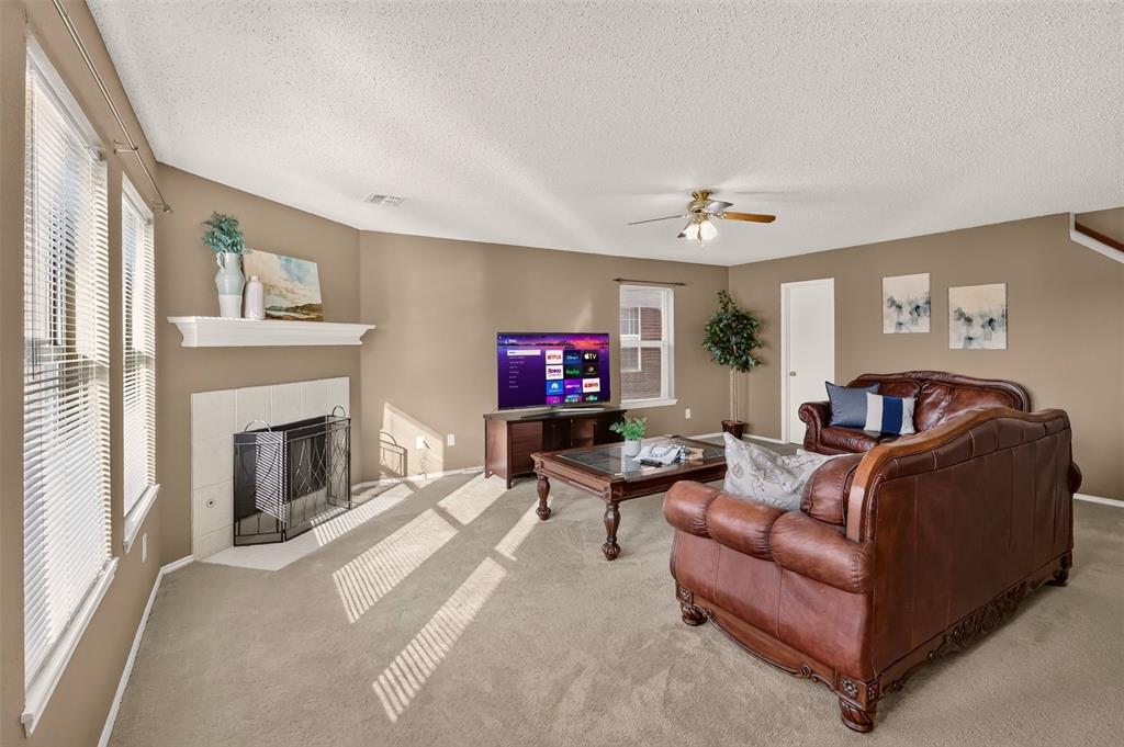 4721 Sleepy Ridge Circle Property Photo 5
