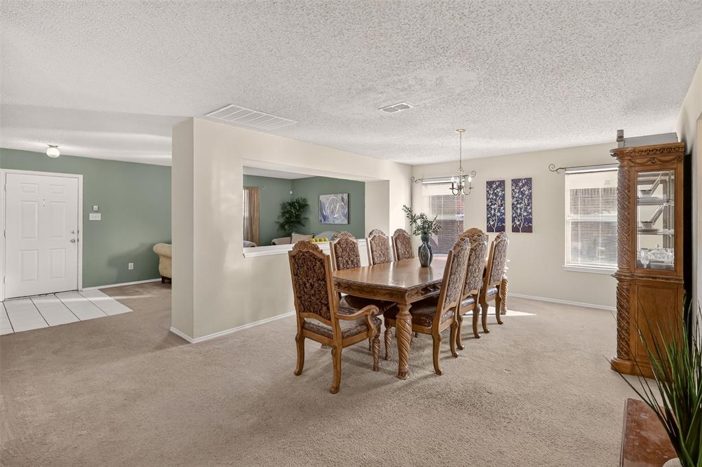 4721 Sleepy Ridge Circle Property Photo 8