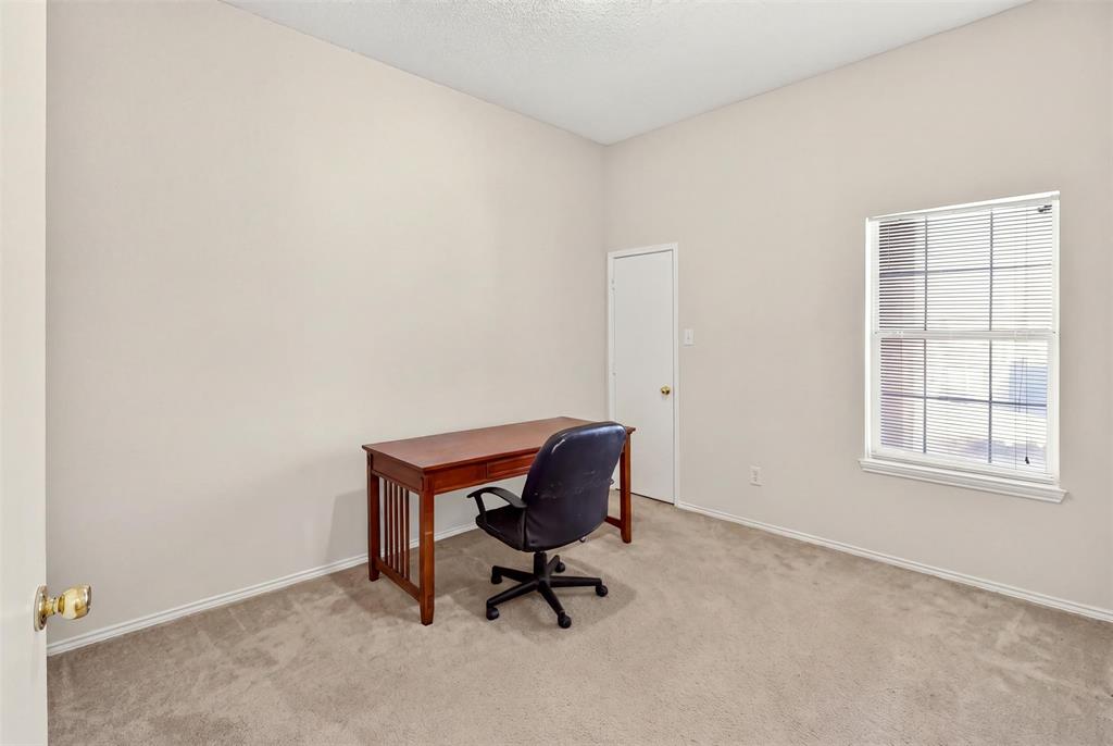 4721 Sleepy Ridge Circle Property Photo 21