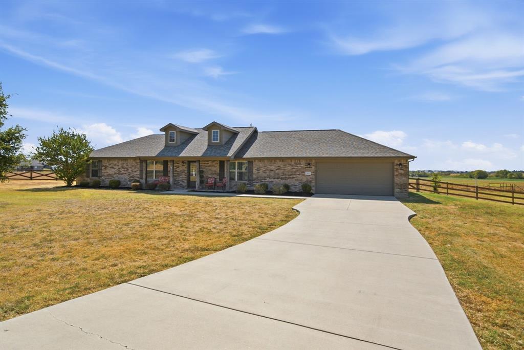 200 Live Oak Lane Property Photo 1