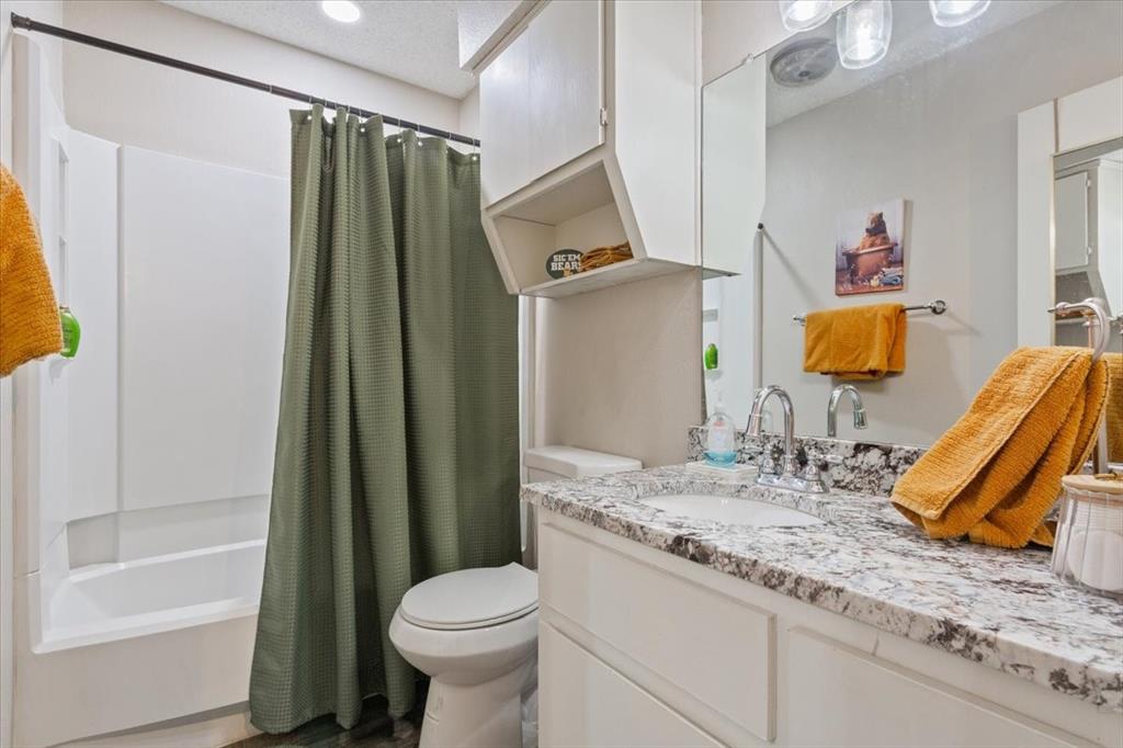 1214 Baylor Avenue 202 Property Photo 19