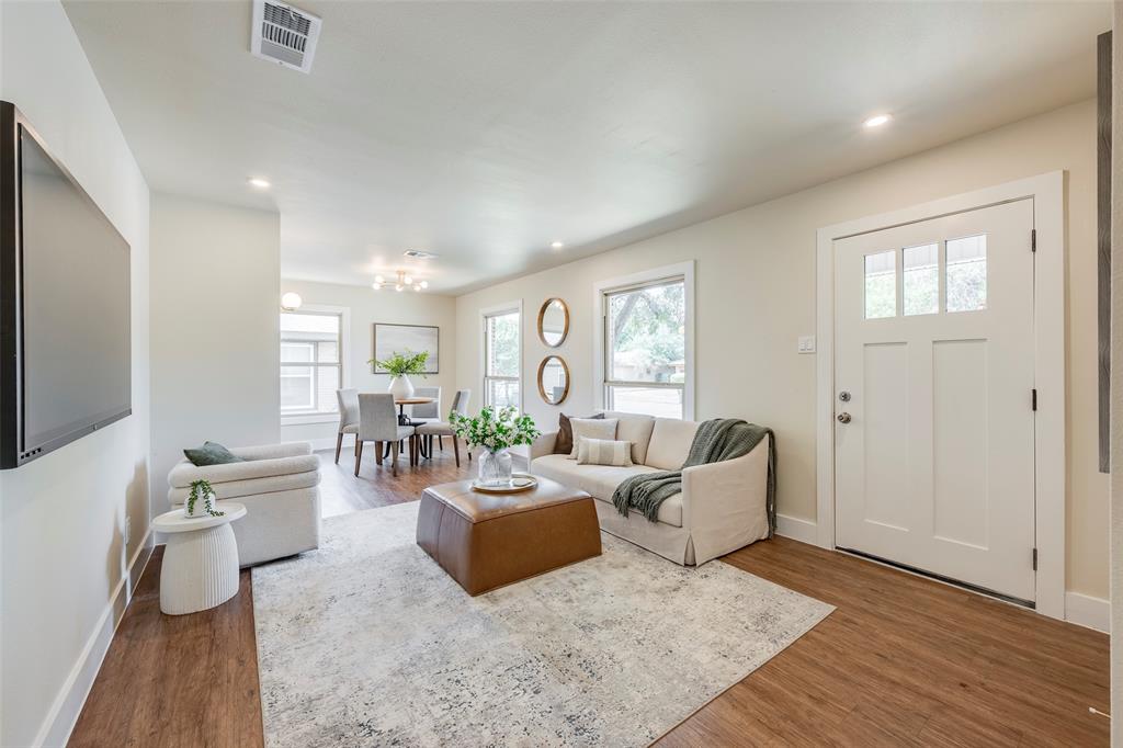 10256 Casa View Drive Property Photo 4