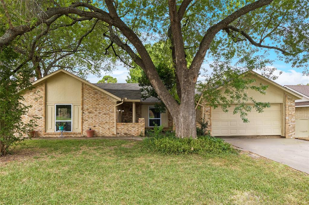 1016 Hazelwood Drive Property Photo 1